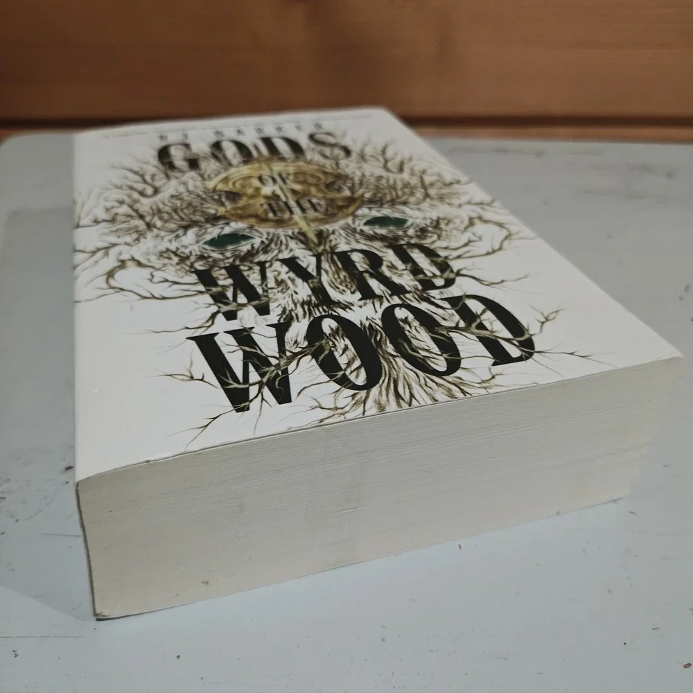 Gods of the Wyrdwood (The Forsaken Trilogy, 1) by Barker, RJ GOOD 9780316401586